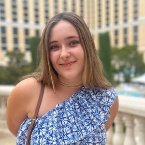 Meet your Posher, Marina